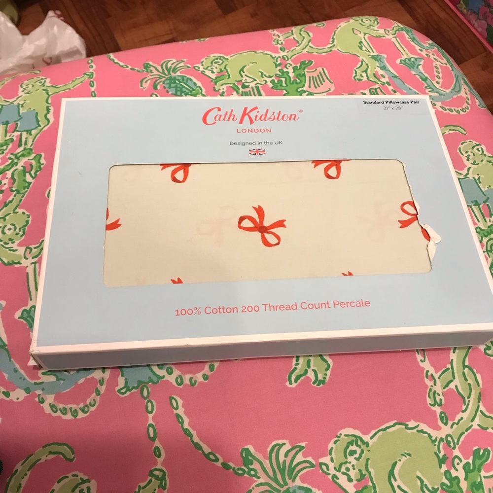 Cath Kidston London Red Bow Standard Pillowcases Cotton Pastel Sage New